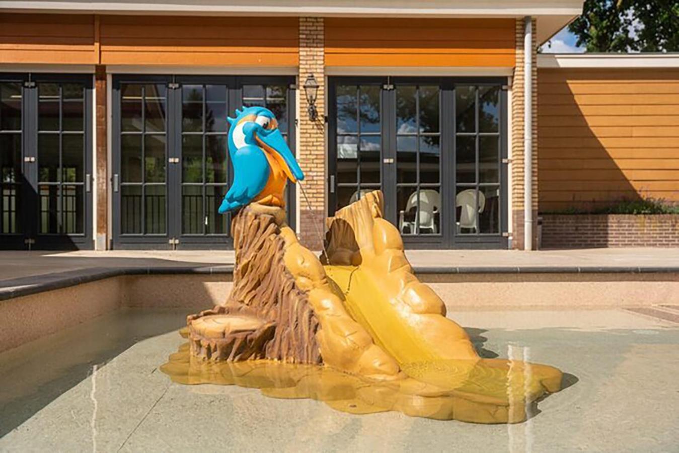 Ruim En Luxe Chalet Privetuin - Park 'De Ijsvogel' Lägenhet Voorthuizen Exteriör bild